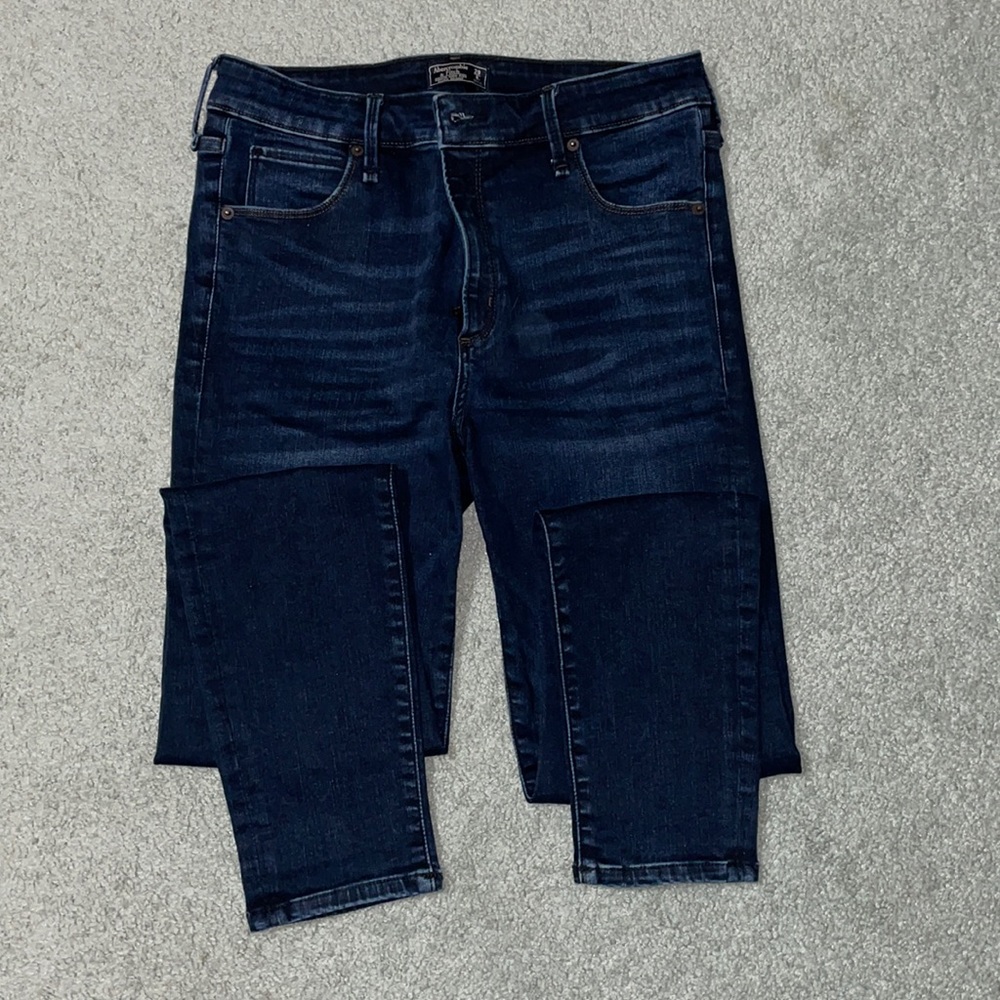 Abercrombie High Rise Super Skinny jeans